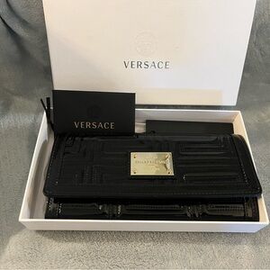NWT — Gianni Versace Glossy Black Wallet